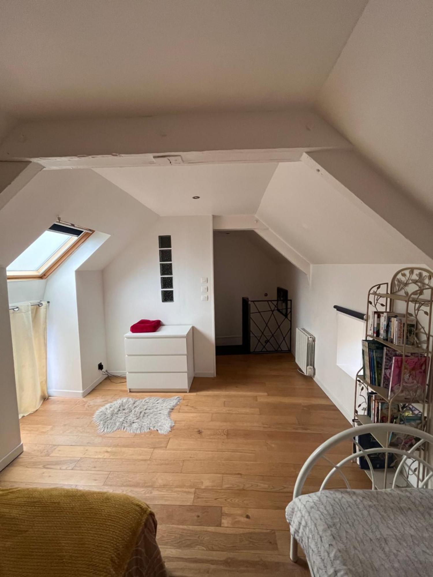 Gîte - Et à côté coule une rivière Josselin Exterior foto